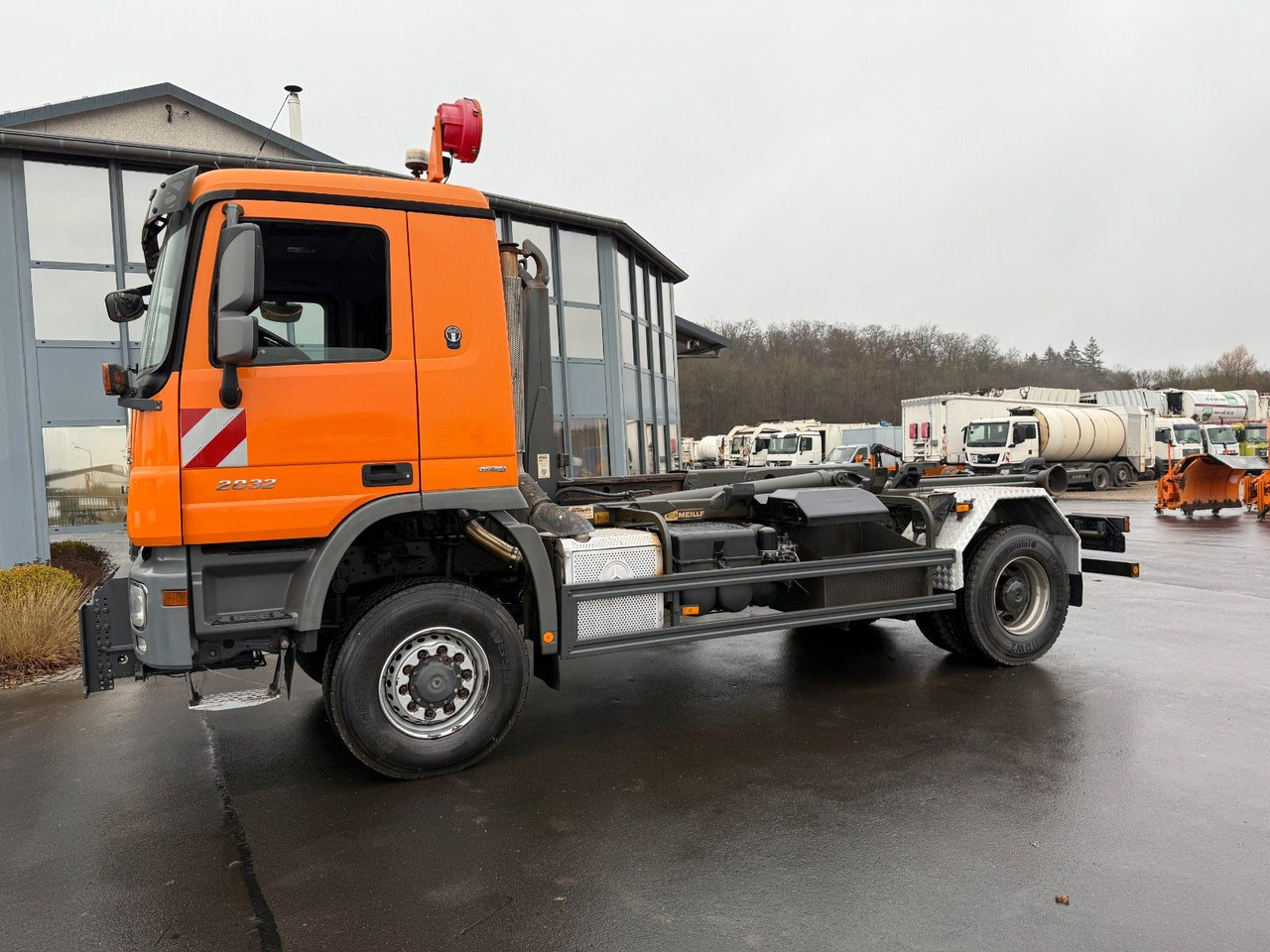 Mercedes-Benz Actros 2032 4x4 Meiller RK 14.55 + Winterdienst - Крюковой мультилифт: фото 5 Mercedes-Benz Actros 2032 4x4 Meiller RK 14.55 + Winterdienst - Крюковой мультилифт: фото 5