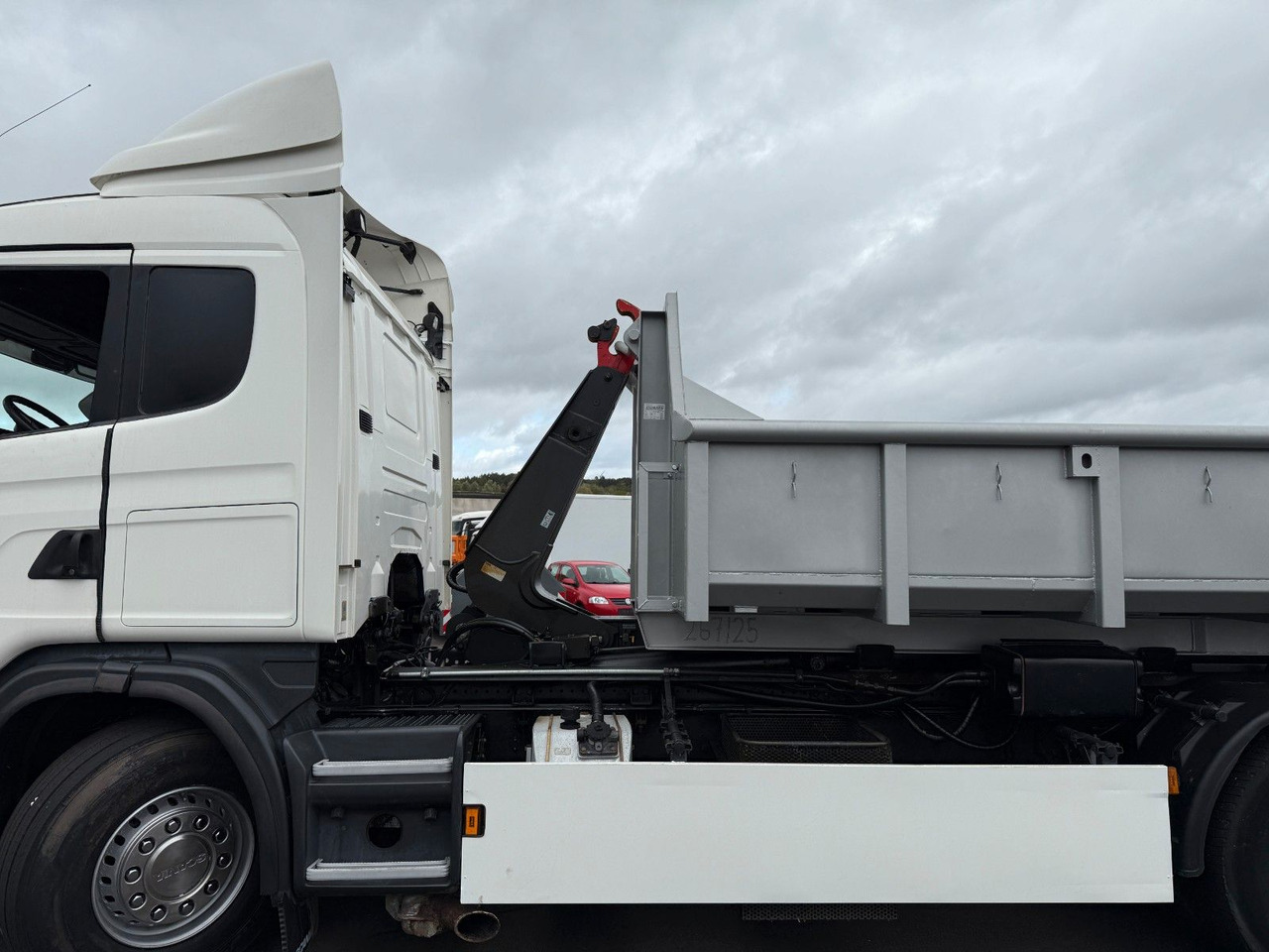 Scania G 440 LB 6x2 Knickhaken Retarder, Klima - Крюковой мультилифт: фото 4 Scania G 440 LB 6x2 Knickhaken Retarder, Klima - Крюковой мультилифт: фото 4