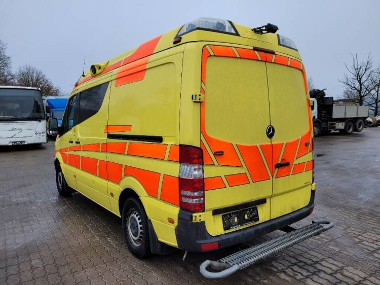 MERCEDES – BENZ SPRINTER 2.2D AMBULANCE (PROFILE) KLIMA 11.2014 EURO 5  - Машина скорой помощи: фото 3 MERCEDES – BENZ SPRINTER 2.2D AMBULANCE (PROFILE) KLIMA 11.2014 EURO 5  - Машина скорой помощи: фото 3