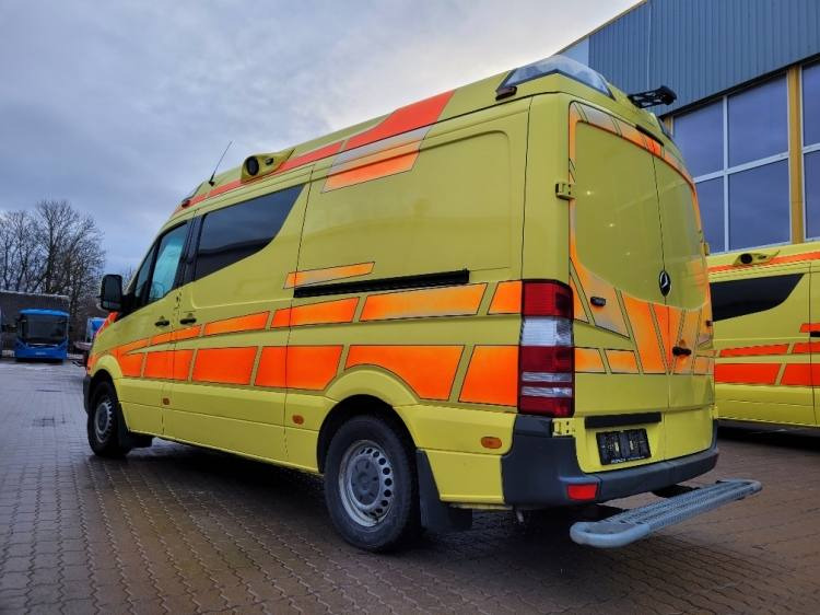 MERCEDES – BENZ SPRINTER 2.2D AMBULANCE (PROFILE) KLIMA 11.2014 EURO 5  - Машина скорой помощи: фото 3 MERCEDES – BENZ SPRINTER 2.2D AMBULANCE (PROFILE) KLIMA 11.2014 EURO 5  - Машина скорой помощи: фото 3