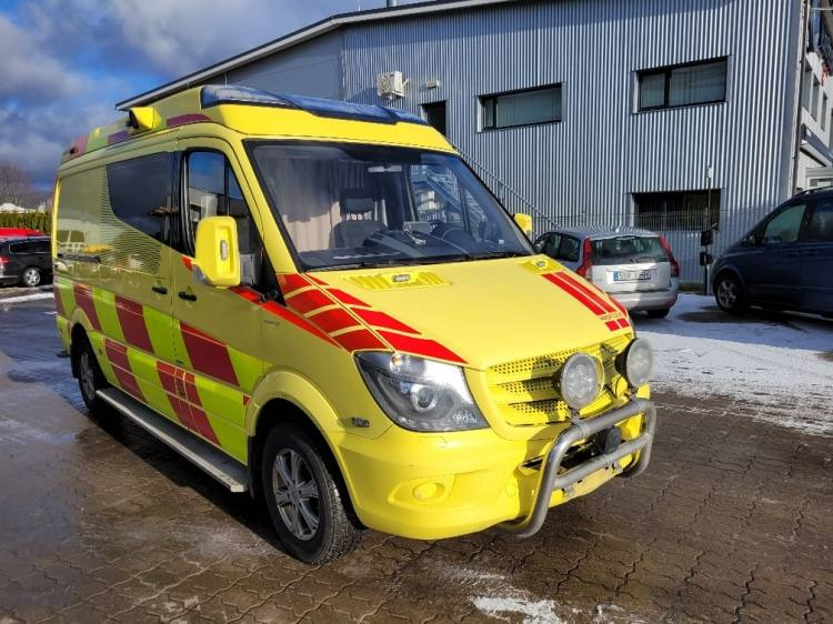 MERCEDES – BENZ SPRINTER 3.0D AMBULANCE (PROFILE) KLIMA 2.2016 EURO 6  - Машина скорой помощи: фото 1 MERCEDES – BENZ SPRINTER 3.0D AMBULANCE (PROFILE) KLIMA 2.2016 EURO 6  - Машина скорой помощи: фото 1