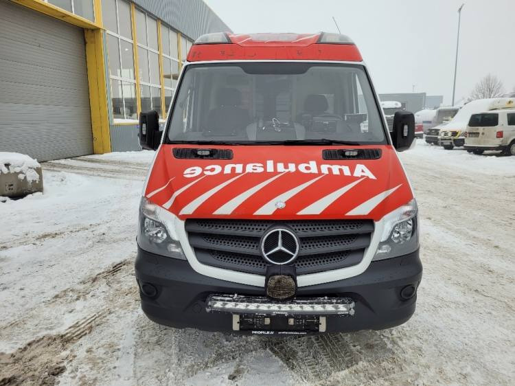 MERCEDES – BENZ SPRINTER 3.0D AMBULANCE (PROFILE) KLIMA 7.2015 EURO 6  - Машина скорой помощи: фото 3 MERCEDES – BENZ SPRINTER 3.0D AMBULANCE (PROFILE) KLIMA 7.2015 EURO 6  - Машина скорой помощи: фото 3