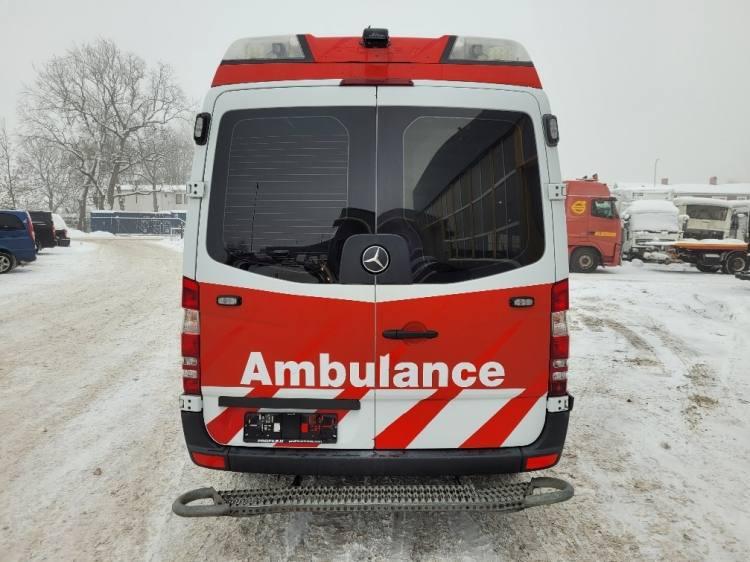 MERCEDES – BENZ SPRINTER 3.0D AMBULANCE (PROFILE) KLIMA 7.2015 EURO 6  - Машина скорой помощи: фото 5 MERCEDES – BENZ SPRINTER 3.0D AMBULANCE (PROFILE) KLIMA 7.2015 EURO 6  - Машина скорой помощи: фото 5