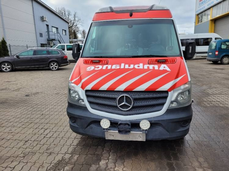 MERCEDES – BENZ SPRINTER 319 3.0D AMBULANCE (PROFILE) KLIMA, 6.2017, EURO 6  - Машина скорой помощи: фото 3 MERCEDES – BENZ SPRINTER 319 3.0D AMBULANCE (PROFILE) KLIMA, 6.2017, EURO 6  - Машина скорой помощи: фото 3
