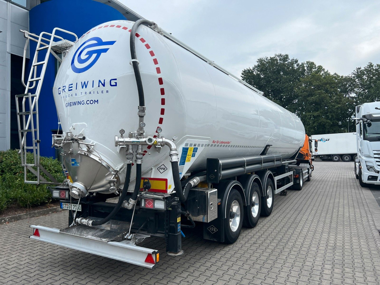 Feldbinder KIP 60.3, MIETE / MIETKAUF, NEU Feldbinder KIP 60.3, elektr. hydr. Kippvorrichtung, wie NEU - Полуприцеп цистерна для сыпучих грузов: фото 2 Feldbinder KIP 60.3, MIETE / MIETKAUF, NEU Feldbinder KIP 60.3, elektr. hydr. Kippvorrichtung, wie NEU - Полуприцеп цистерна для сыпучих грузов: фото 2