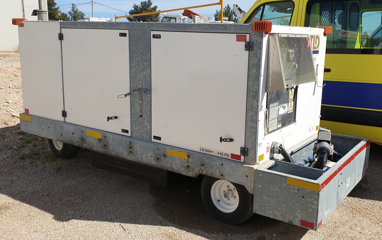 GPU/120 KVA+28V TLD 4120-T-CUP28 - Аэродромный источник питания: фото 2 GPU/120 KVA+28V TLD 4120-T-CUP28 - Аэродромный источник питания: фото 2