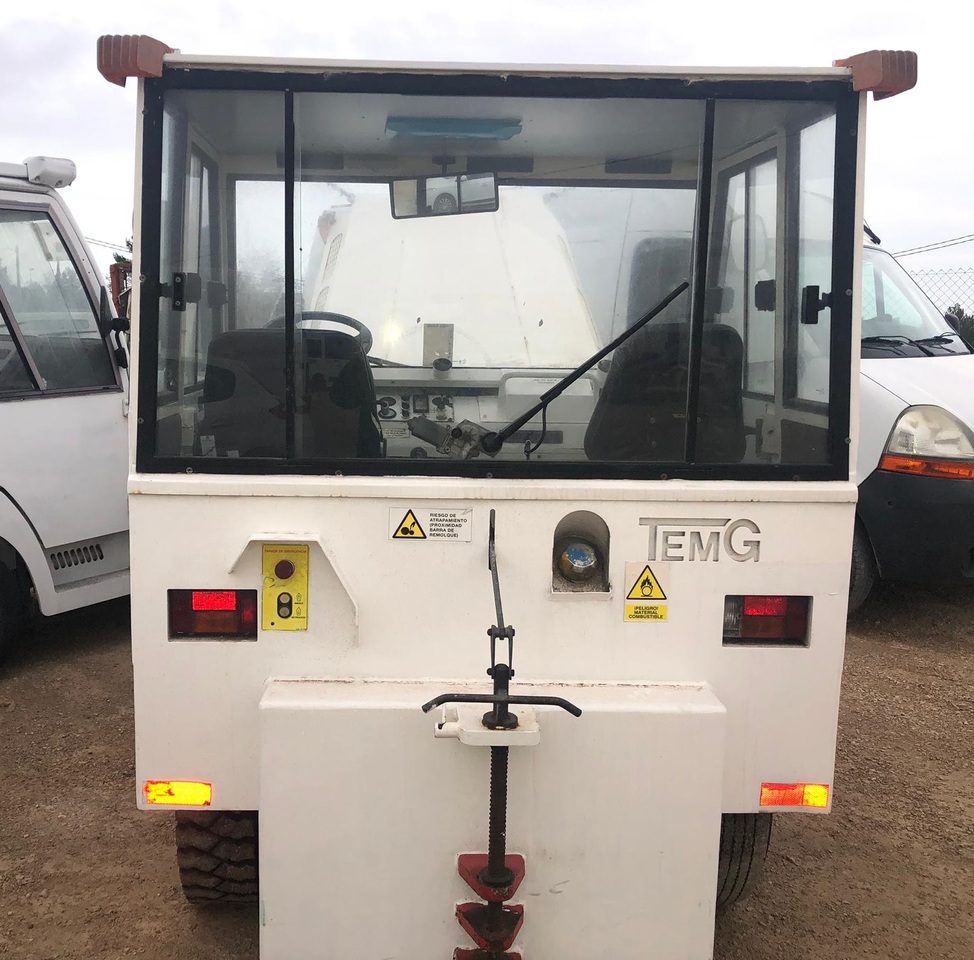 TEMG TRACTOR/DIESEL TG5000 - Багажный тягач: фото 4 TEMG TRACTOR/DIESEL TG5000 - Багажный тягач: фото 4