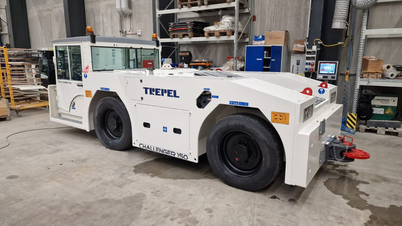 TREPEL Challenger 150 - Аэродромный тягач: фото 1 TREPEL Challenger 150 - Аэродромный тягач: фото 1