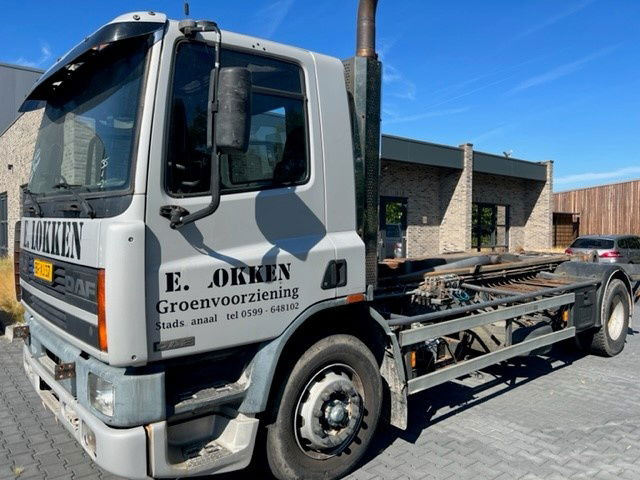 DAF 65.210 FA65.210 - Грузовик-контейнеровоз/ Сменный кузов: фото 1 DAF 65.210 FA65.210 - Грузовик-контейнеровоз/ Сменный кузов: фото 1