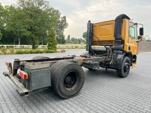 DAF CF 65 FA65.210 CF Right Hand Drive - Грузовик-шасси: фото 2 DAF CF 65 FA65.210 CF Right Hand Drive - Грузовик-шасси: фото 2