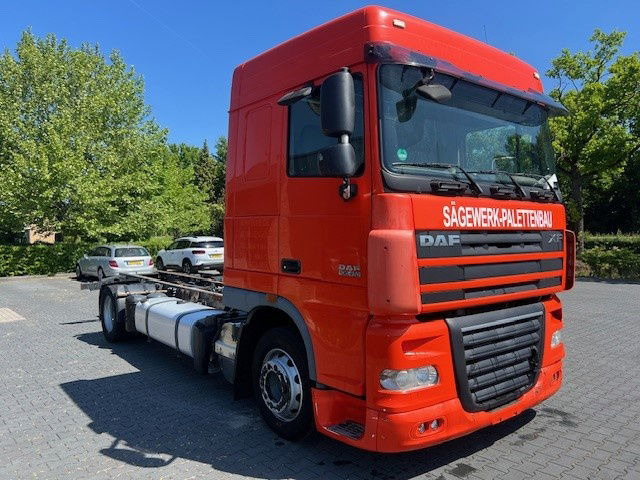 DAF XF 105.410 FA105.410 XF - Грузовик-шасси: фото 3 DAF XF 105.410 FA105.410 XF - Грузовик-шасси: фото 3