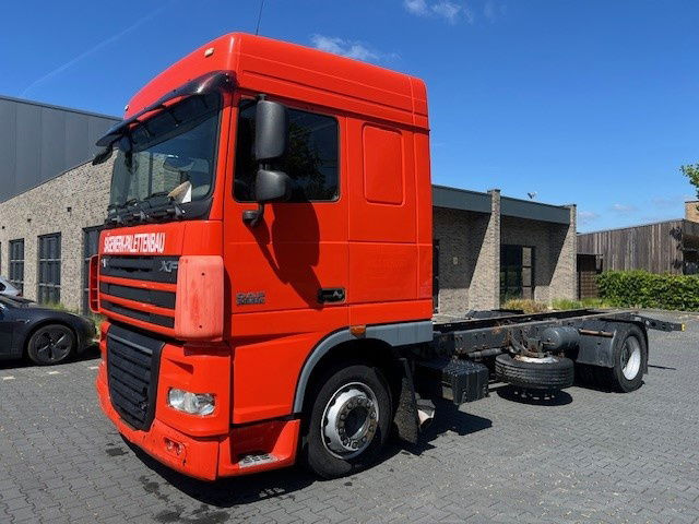DAF XF 105.410 FA105.410 XF - Грузовик-шасси: фото 1 DAF XF 105.410 FA105.410 XF - Грузовик-шасси: фото 1