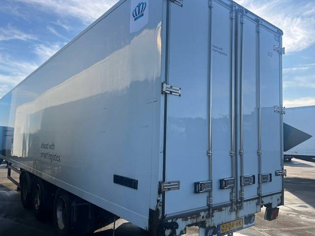 System Trailer PRS 27 - Полуприцеп-фургон: фото 4 System Trailer PRS 27 - Полуприцеп-фургон: фото 4