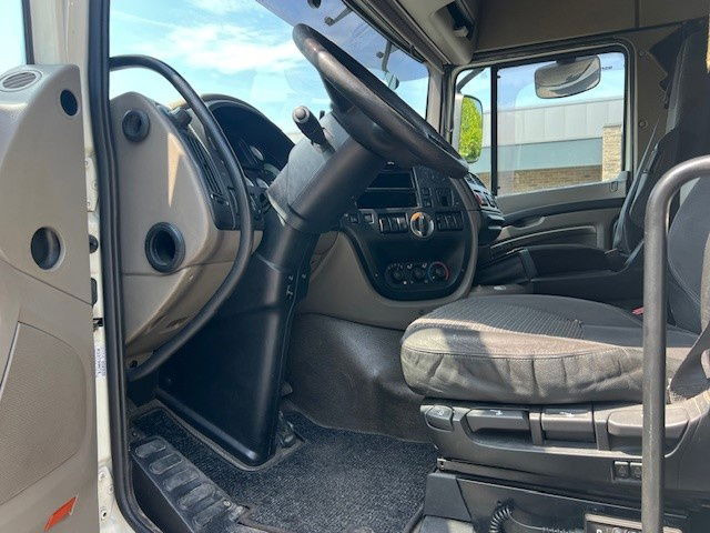 DAF XF 105.460 FT105.460 XF - Тягач: фото 5 DAF XF 105.460 FT105.460 XF - Тягач: фото 5