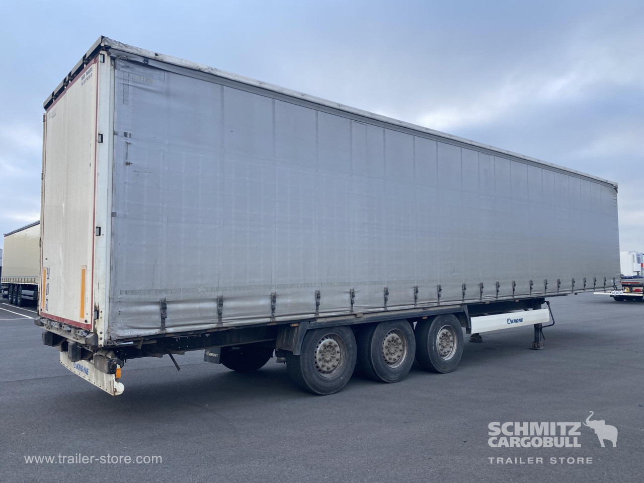 KRONE Curtainsider Standard - Тентованный полуприцеп: фото 3 KRONE Curtainsider Standard - Тентованный полуприцеп: фото 3