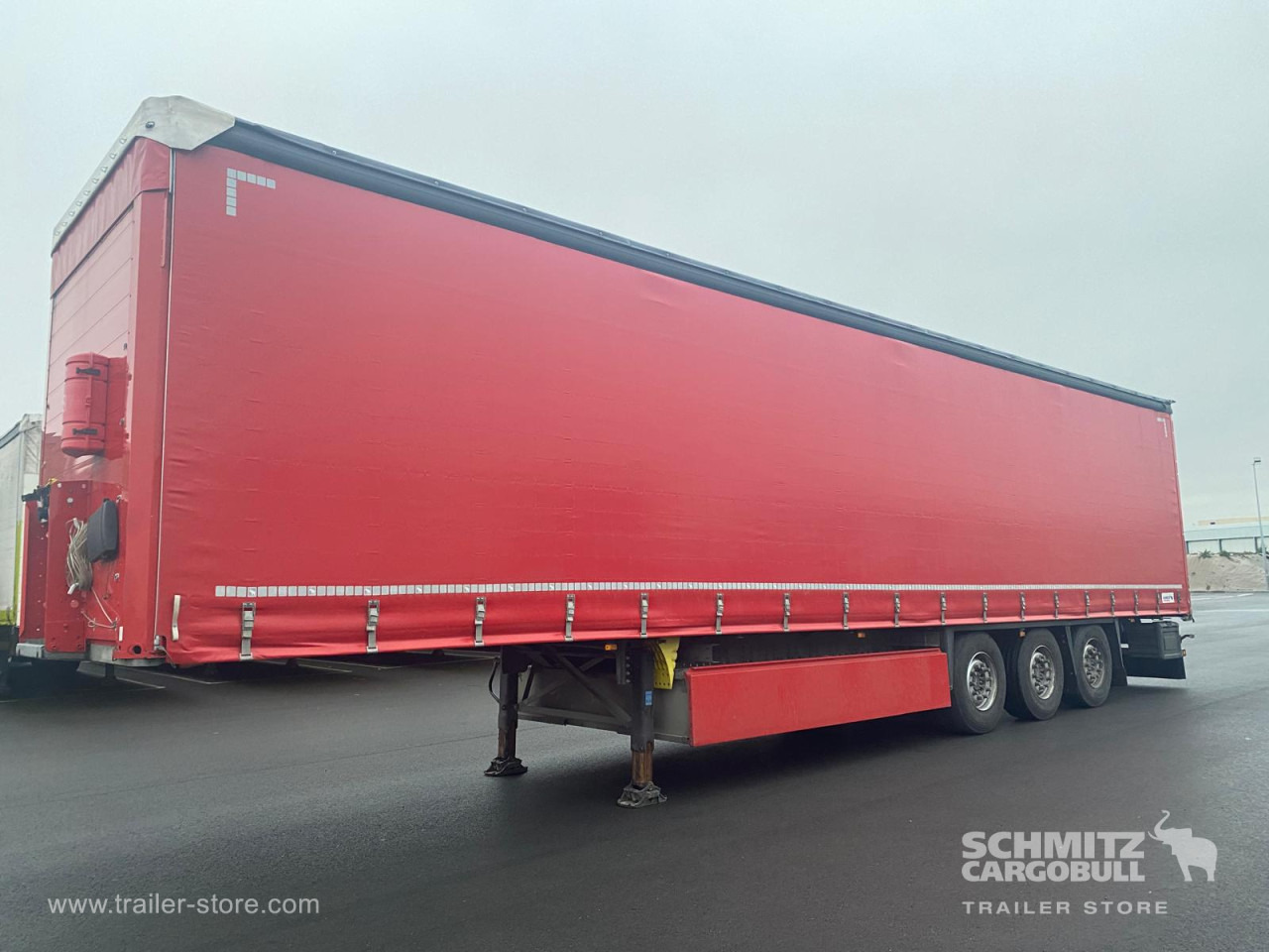 SCHMITZ Curtainsider Standard - Тентованный полуприцеп: фото 4 SCHMITZ Curtainsider Standard - Тентованный полуприцеп: фото 4