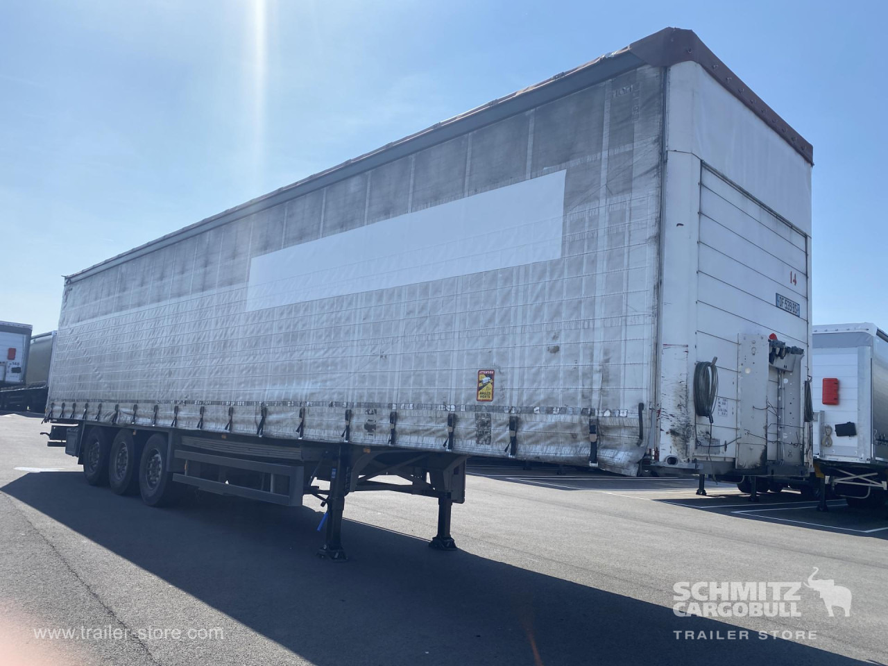 SCHMITZ Curtainsider Standard - Тентованный полуприцеп: фото 1 SCHMITZ Curtainsider Standard - Тентованный полуприцеп: фото 1