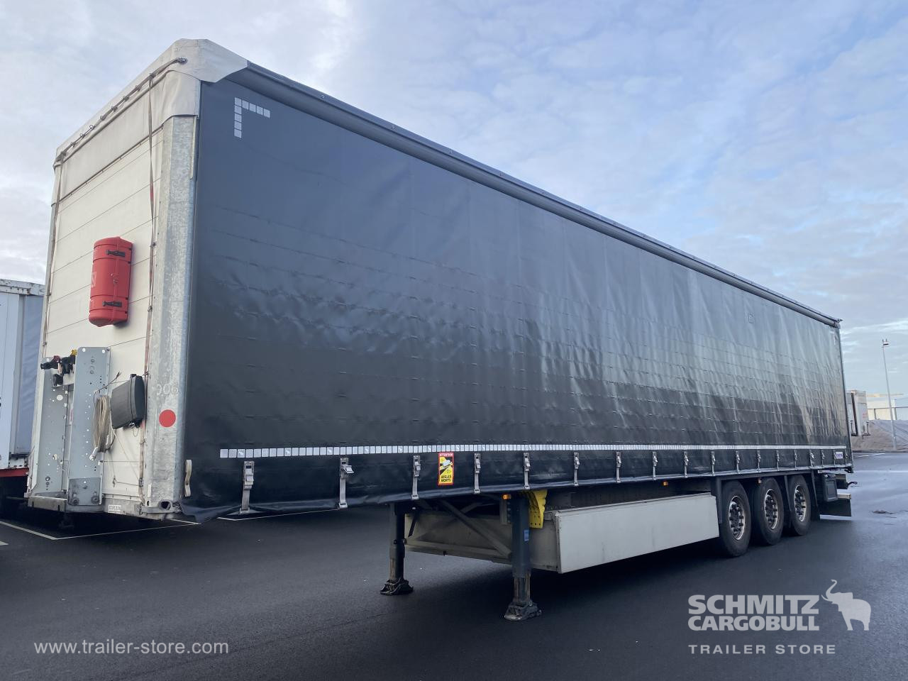 SCHMITZ Curtainsider Standard - Тентованный полуприцеп: фото 3 SCHMITZ Curtainsider Standard - Тентованный полуприцеп: фото 3