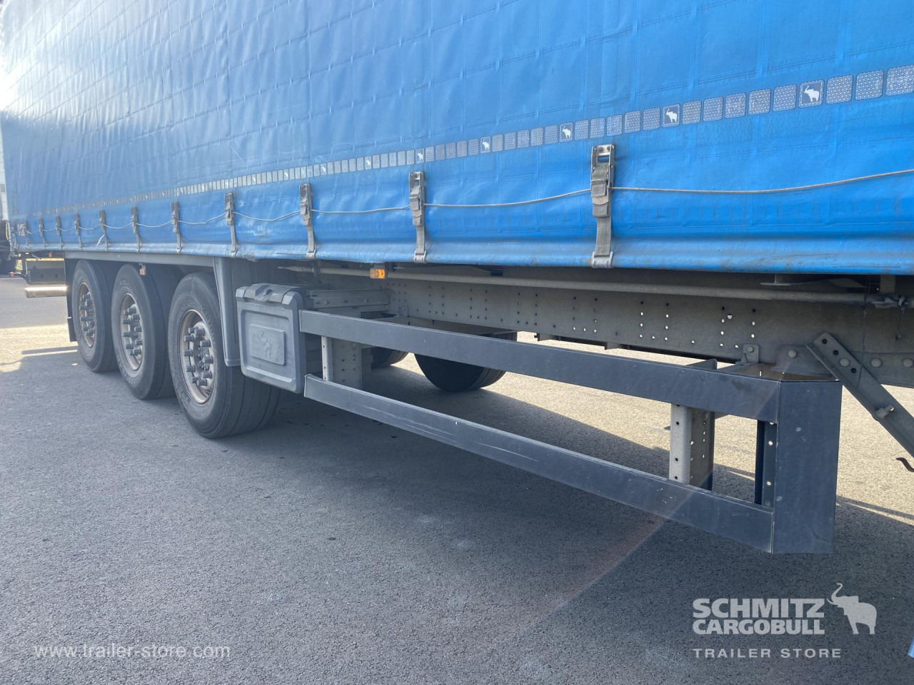 SCHMITZ Curtainsider Standard - Тентованный полуприцеп: фото 2 SCHMITZ Curtainsider Standard - Тентованный полуприцеп: фото 2