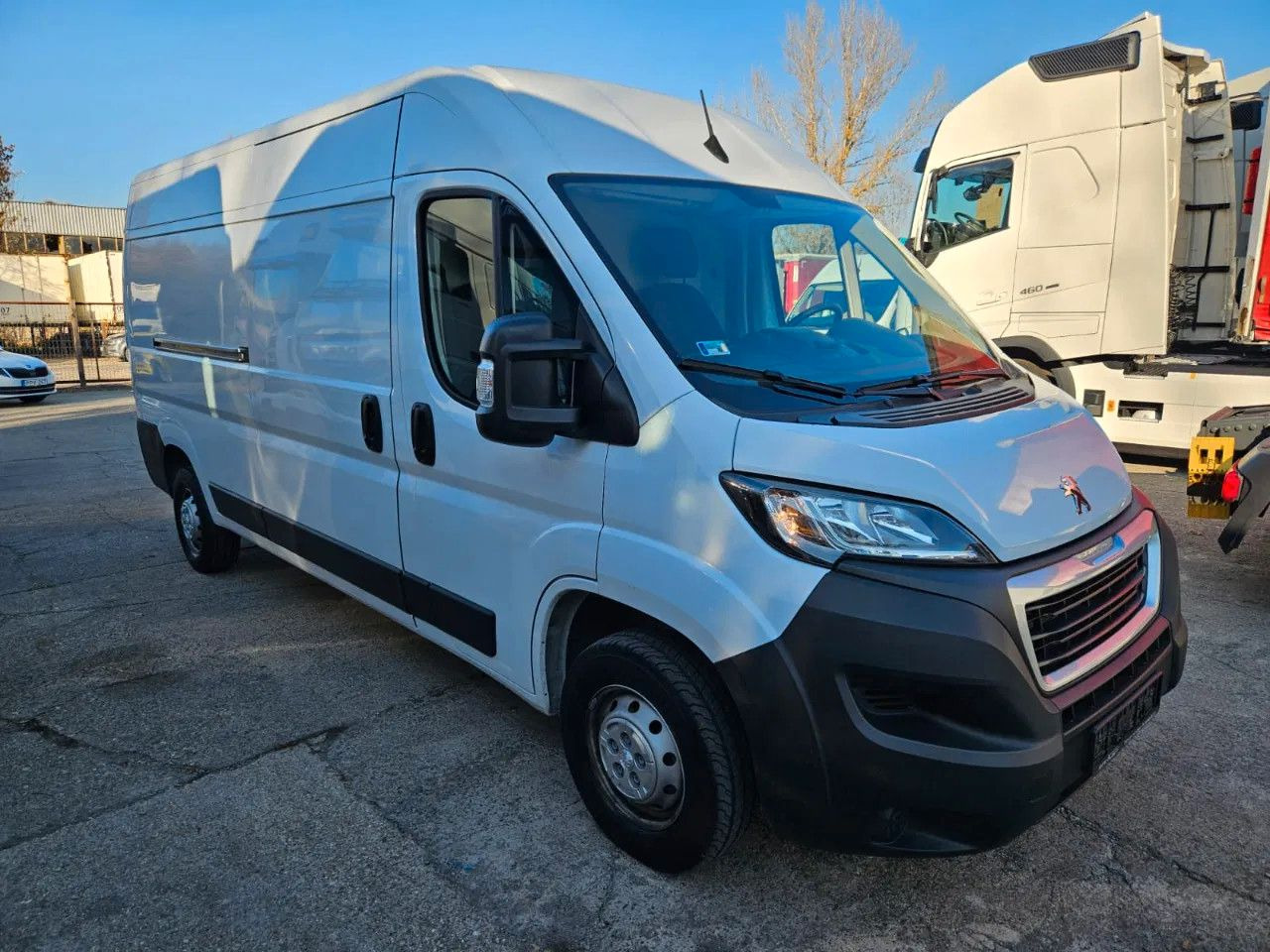 Peugeot Boxer Box 2.2 Premium FT 350 L3H2 Camera 2 units - Фургон с закрытым кузовом: фото 2 Peugeot Boxer Box 2.2 Premium FT 350 L3H2 Camera 2 units - Фургон с закрытым кузовом: фото 2