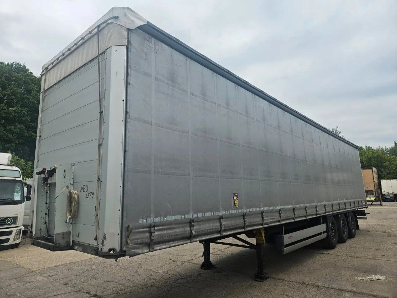 Schmitz Cargobull SCB S3T Standard 3 units! Lifting Axle A&C, XL C - Тентованный полуприцеп: фото 2 Schmitz Cargobull SCB S3T Standard 3 units! Lifting Axle A&C, XL C - Тентованный полуприцеп: фото 2