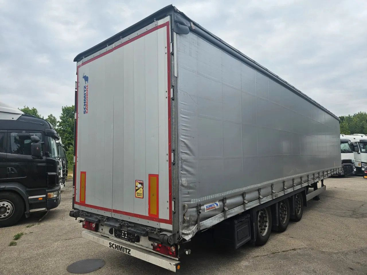 Schmitz Cargobull SCB S3T VARIOS 2 units! Lifting Axle A&C, XL Cod - Тентованный полуприцеп: фото 3 Schmitz Cargobull SCB S3T VARIOS 2 units! Lifting Axle A&C, XL Cod - Тентованный полуприцеп: фото 3