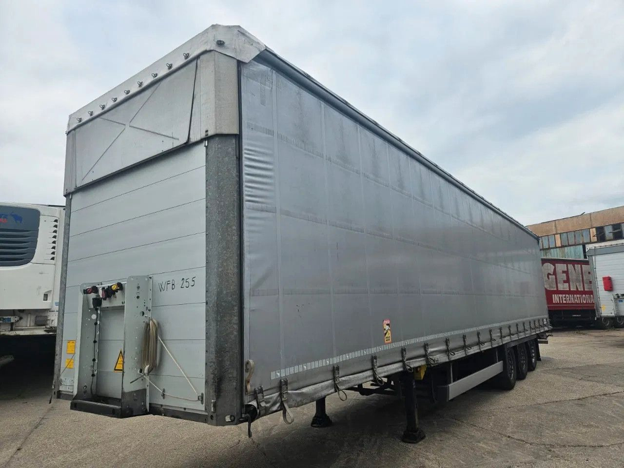 Schmitz Cargobull SCB S3T VARIOS 2 units! Lifting Axle A&C, XL Cod - Тентованный полуприцеп: фото 1 Schmitz Cargobull SCB S3T VARIOS 2 units! Lifting Axle A&C, XL Cod - Тентованный полуприцеп: фото 1