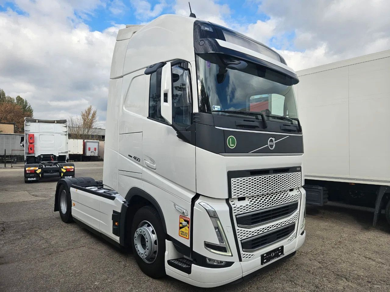 Volvo FH 460 XL, I-Park, ACC, DAS, Gen2V2 - Тягач: фото 2 Volvo FH 460 XL, I-Park, ACC, DAS, Gen2V2 - Тягач: фото 2