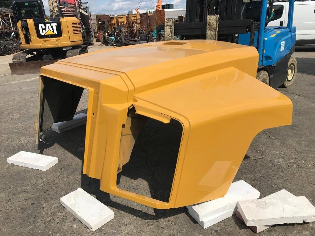 CAT 735 B Hood - Рама/ Шасси для Строительной техники: фото 1 CAT 735 B Hood - Рама/ Шасси для Строительной техники: фото 1
