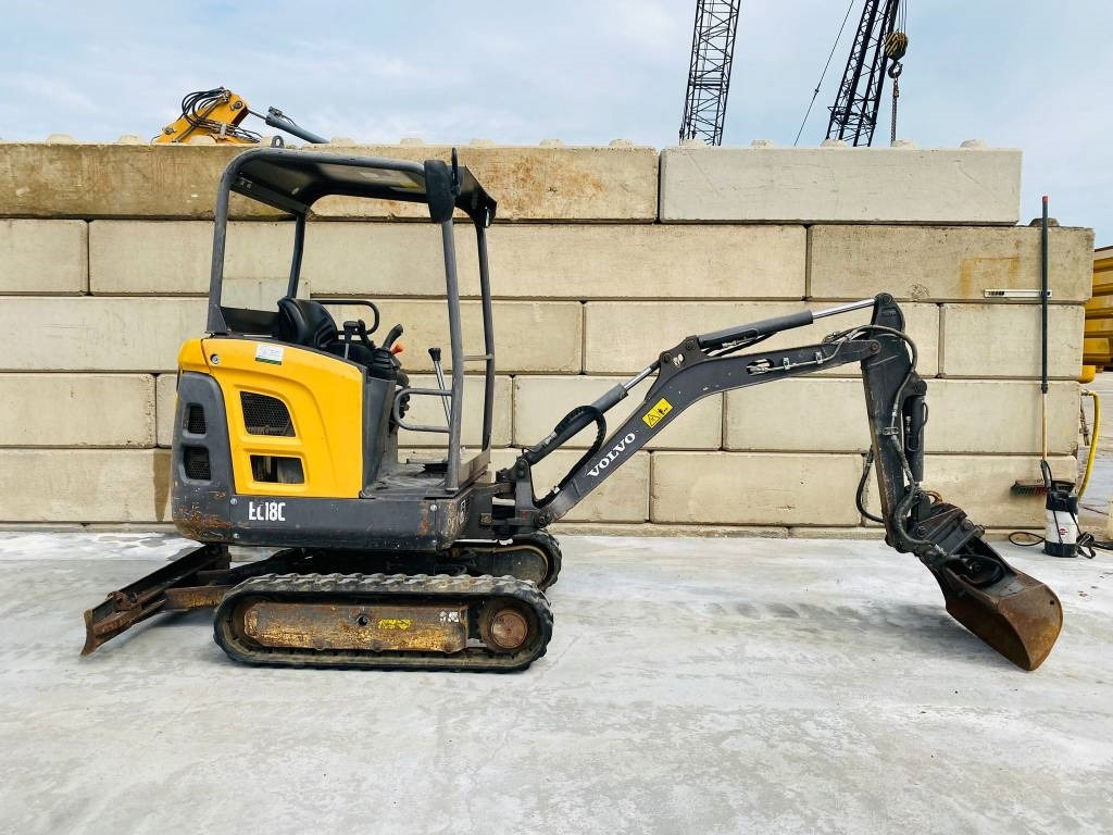 Volvo EC 18 C - Мини-экскаватор: фото 2 Volvo EC 18 C - Мини-экскаватор: фото 2
