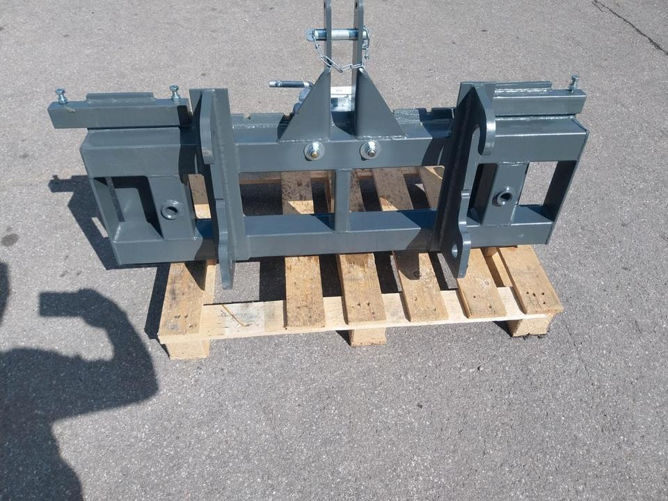 Adapter Giant Hoflader auf 3 Punkt Kat II Palettengabel Radlader - Вилы для Колёсных погрузчиков: фото 3 Adapter Giant Hoflader auf 3 Punkt Kat II Palettengabel Radlader - Вилы для Колёсных погрузчиков: фото 3