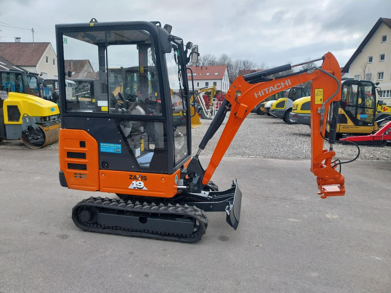 Hitachi ZX 19 mit Powertilt - Мини-экскаватор: фото 4 Hitachi ZX 19 mit Powertilt - Мини-экскаватор: фото 4
