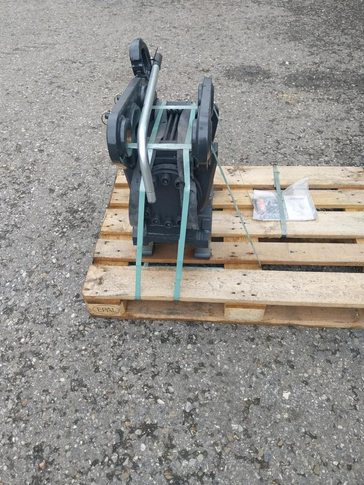 Rädlinger Tilt 8-12 t Powertilt Minibagger MS 08 Zeppelin Neuson - Тилтротатор для Мини-экскаваторов: фото 2 Rädlinger Tilt 8-12 t Powertilt Minibagger MS 08 Zeppelin Neuson - Тилтротатор для Мини-экскаваторов: фото 2