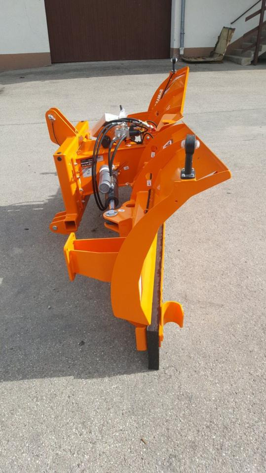 Schneeschild Samasz Vario Schneepflug Cat Schlepper Radlader - Отвал для снега: фото 4 Schneeschild Samasz Vario Schneepflug Cat Schlepper Radlader - Отвал для снега: фото 4