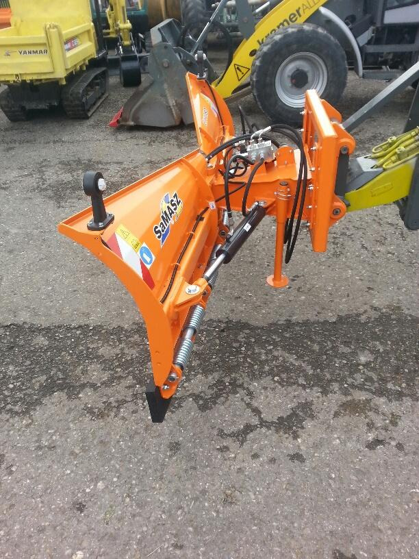 Schneeschild V 1,8m Samasz Schlepper Radlader Hoflader Frontlader - Отвал для снега: фото 4 Schneeschild V 1,8m Samasz Schlepper Radlader Hoflader Frontlader - Отвал для снега: фото 4