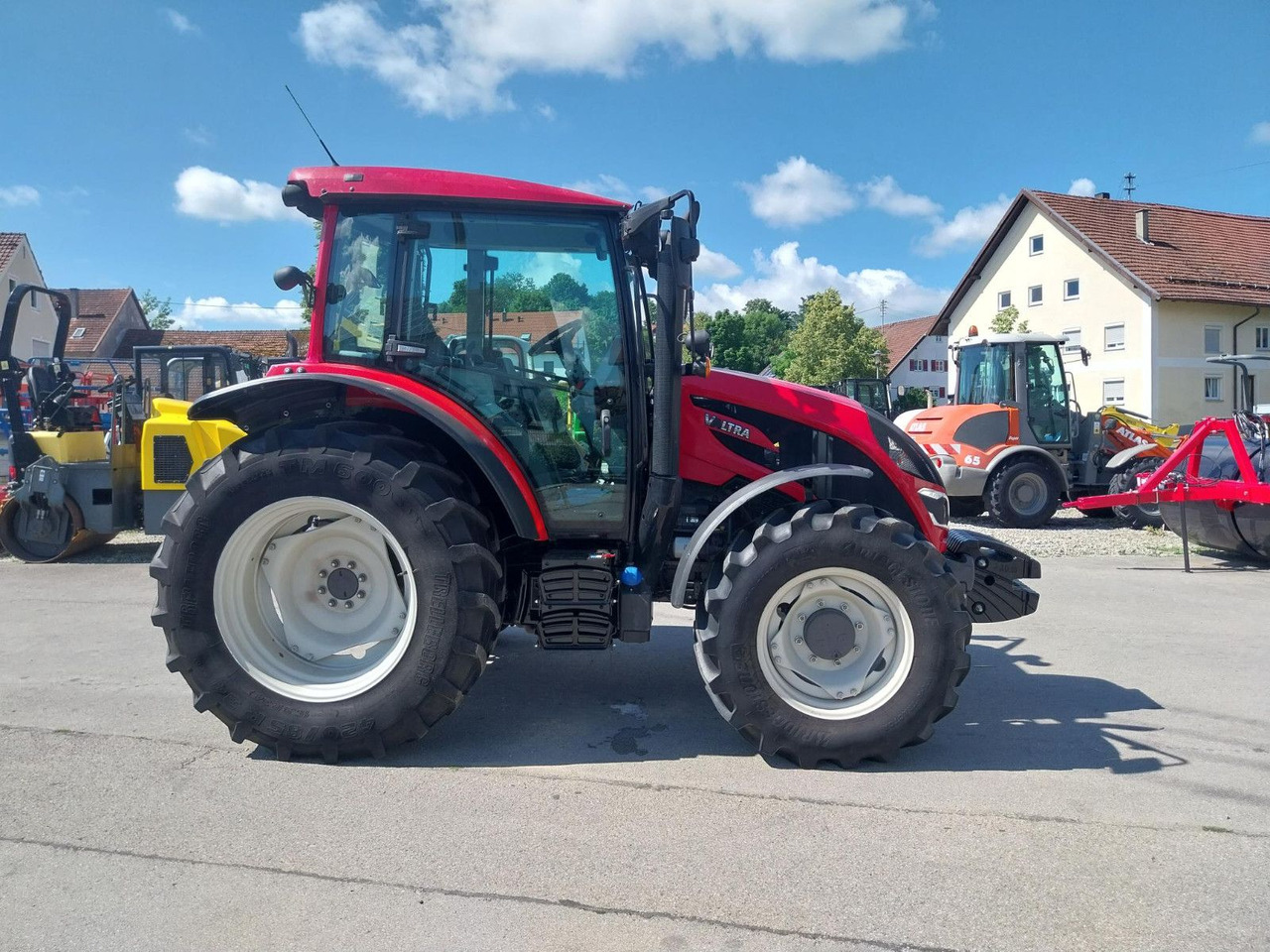 Valtra A 85 - Трактор: фото 4 Valtra A 85 - Трактор: фото 4