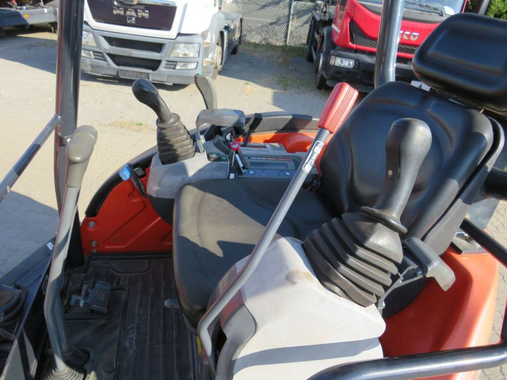 Kubota Minibagger U 20 - 3 Minibagger Kurzheck - Мини-экскаватор: фото 5 Kubota Minibagger U 20 - 3 Minibagger Kurzheck - Мини-экскаватор: фото 5