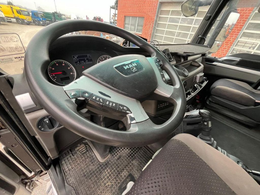 MAN TG-X 26.400 6x2 Pritsche Heckkran Palfinger PK 3 - Автоманипулятор, Грузовик бортовой/ Платформа: фото 5 MAN TG-X 26.400 6x2 Pritsche Heckkran Palfinger PK 3 - Автоманипулятор, Грузовик бортовой/ Платформа: фото 5