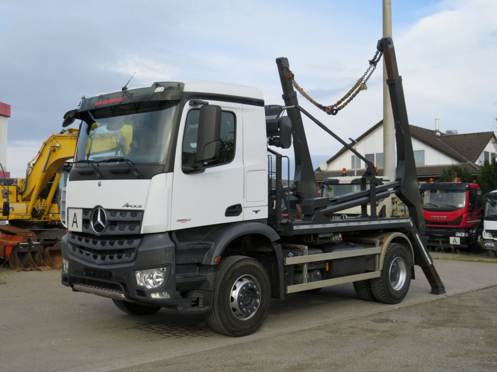 MERCEDES-BENZ Actros 1840 K 4x2 Absetzkipper Euro 6 - Портальный бункеровоз: фото 1 MERCEDES-BENZ Actros 1840 K 4x2 Absetzkipper Euro 6 - Портальный бункеровоз: фото 1