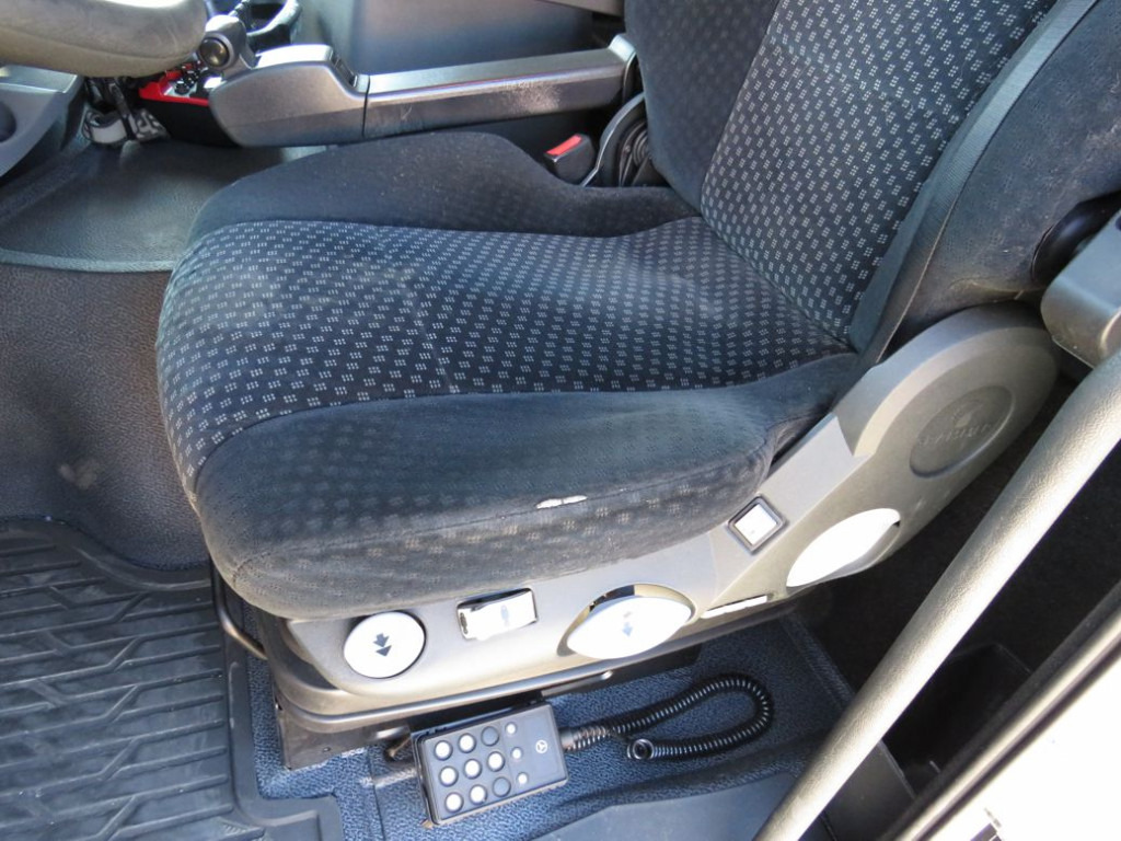 MERCEDES-BENZ Actros 2541 L6x2 Pritsche Heckkran Funk - Грузовик бортовой/ Платформа, Автоманипулятор: фото 2 MERCEDES-BENZ Actros 2541 L6x2 Pritsche Heckkran Funk - Грузовик бортовой/ Платформа, Автоманипулятор: фото 2