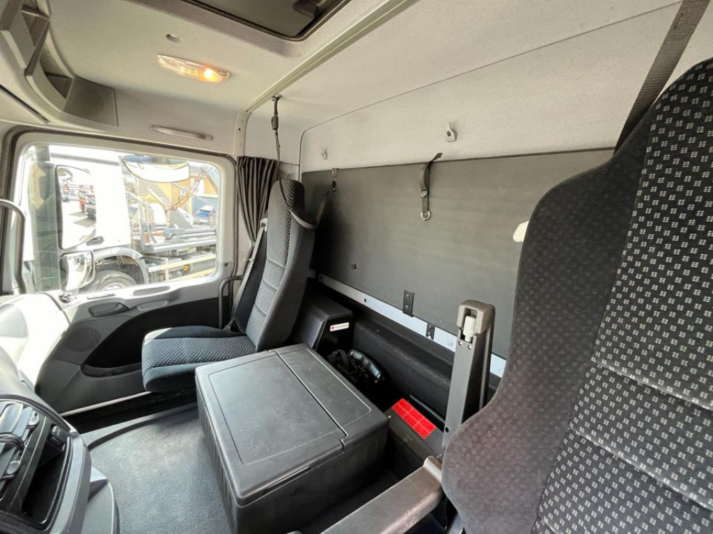 MERCEDES-BENZ Actros 2546 L 6x2 Pritsche Heckkran Hiab 288 6xhyd - Грузовик бортовой/ Платформа, Автоманипулятор: фото 4 MERCEDES-BENZ Actros 2546 L 6x2 Pritsche Heckkran Hiab 288 6xhyd - Грузовик бортовой/ Платформа, Автоманипулятор: фото 4