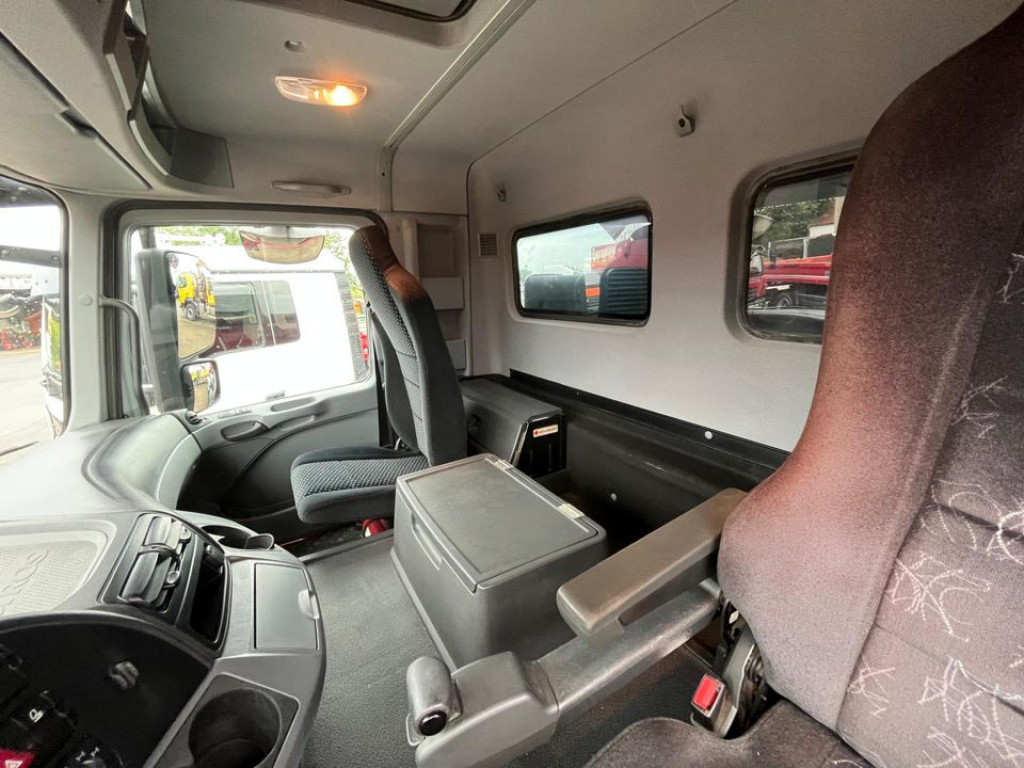 MERCEDES-BENZ Actros 4141 K 8x4 4-Achs Kipper Bordmatik Meiller Top - Самосвал: фото 3 MERCEDES-BENZ Actros 4141 K 8x4 4-Achs Kipper Bordmatik Meiller Top - Самосвал: фото 3
