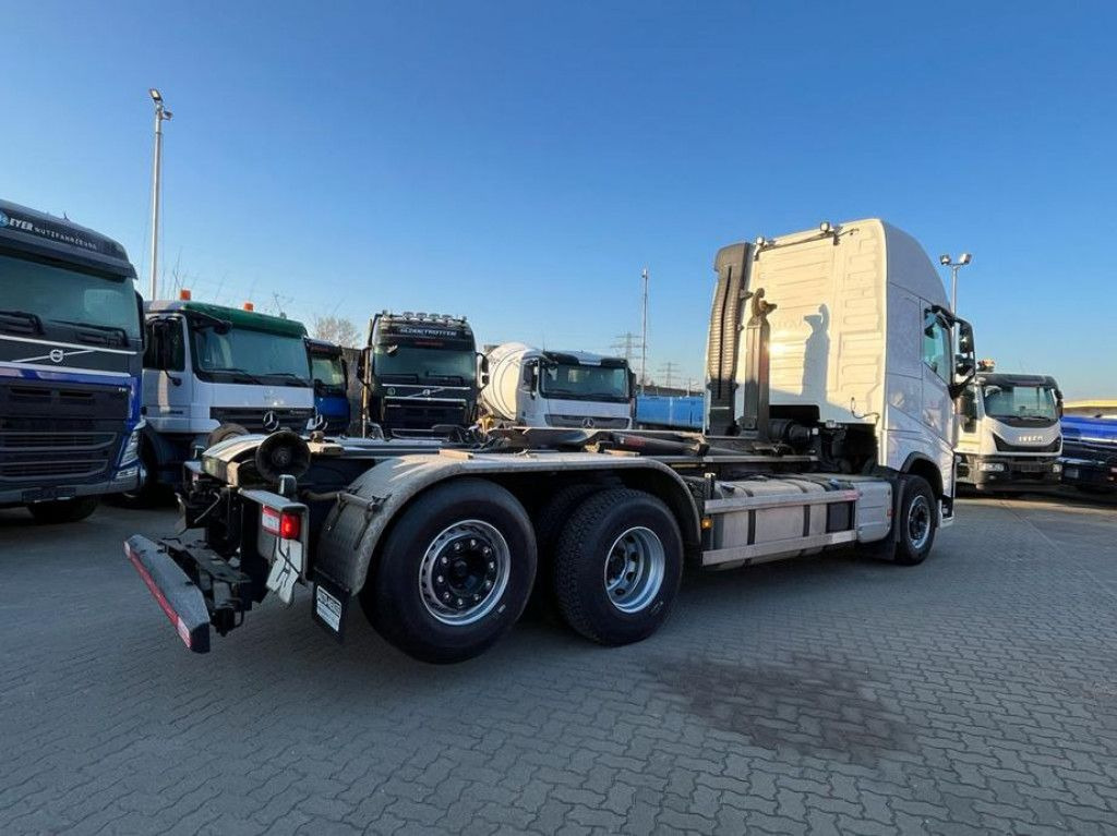 Volvo FH 500 6x2 Abrollkipper Funkfernbedienung - Крюковой мультилифт: фото 4 Volvo FH 500 6x2 Abrollkipper Funkfernbedienung - Крюковой мультилифт: фото 4