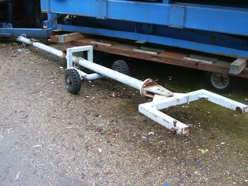 Towbar DC, MD80 - Аэродромная техника: фото 1 Towbar DC, MD80 - Аэродромная техника: фото 1