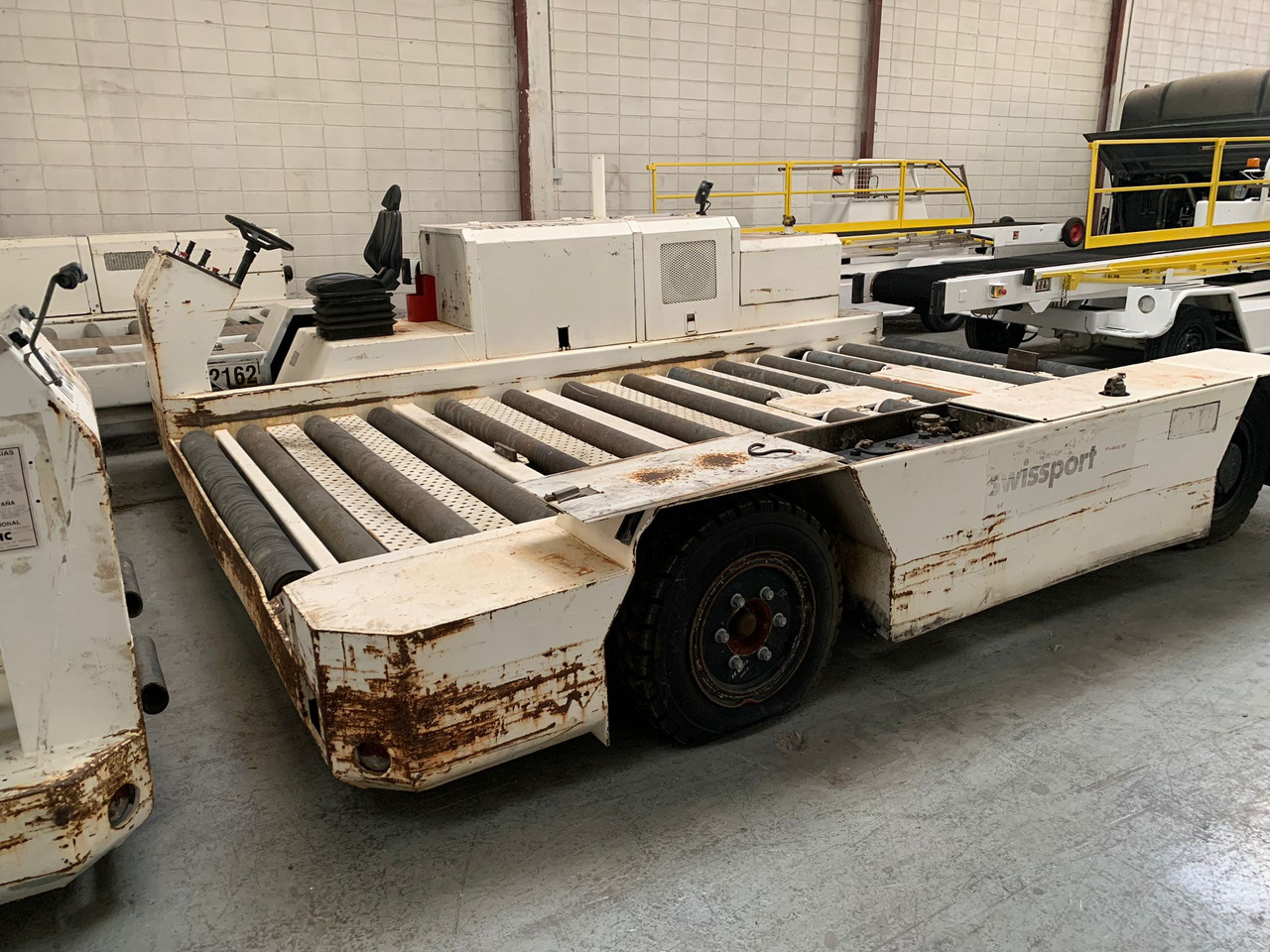 Transporter FMC CPT-7 - Аэродромная техника: фото 2 Transporter FMC CPT-7 - Аэродромная техника: фото 2