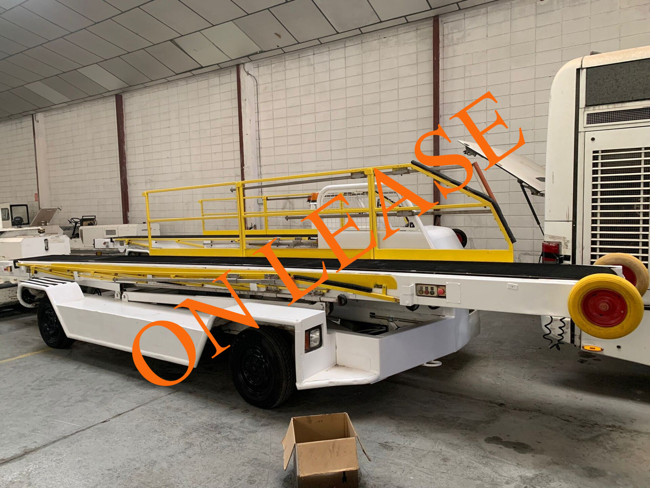 Belt Loader AMSS - Ленточный погрузчик багажа: фото 1 Belt Loader AMSS - Ленточный погрузчик багажа: фото 1