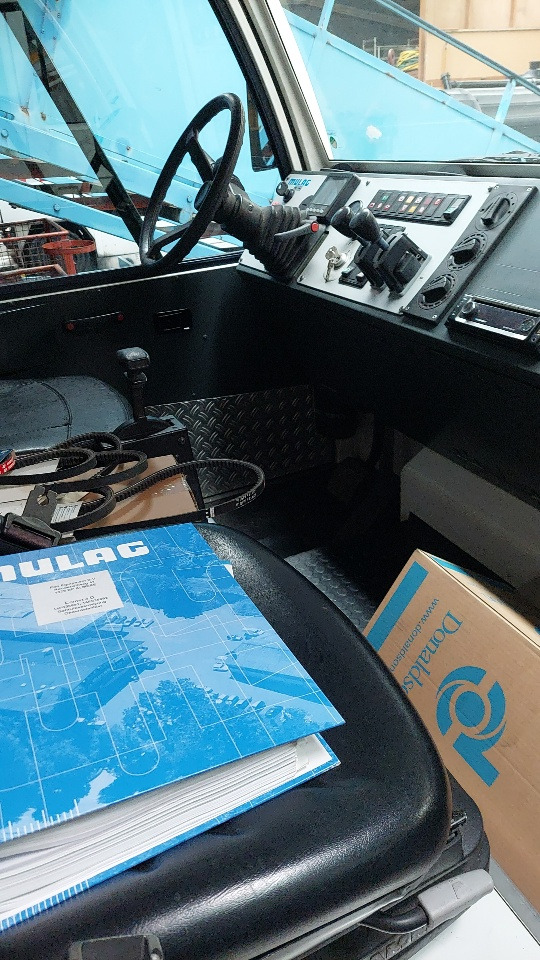 Багажный тягач Mulag Comet 4 Baggage Tractor: фото 6 Багажный тягач Mulag Comet 4 Baggage Tractor: фото 6