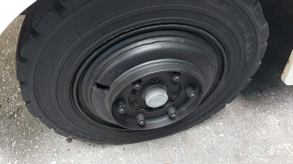 Багажный тягач Mulag Comet 4 Baggage Tractor: фото 12 Багажный тягач Mulag Comet 4 Baggage Tractor: фото 12