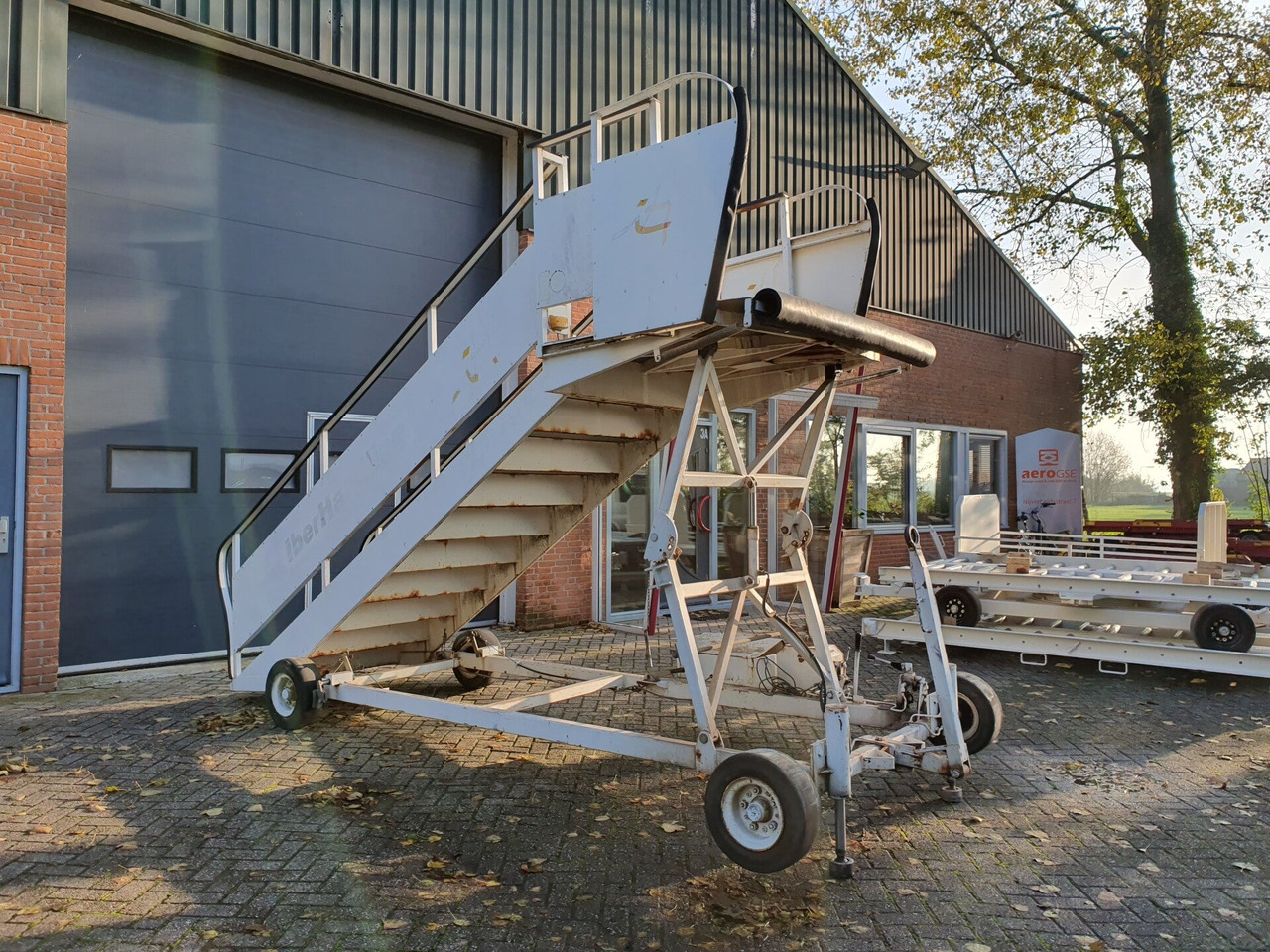 Pax Stairs TEMG TG0022 - Пассажирский трап: фото 1 Pax Stairs TEMG TG0022 - Пассажирский трап: фото 1