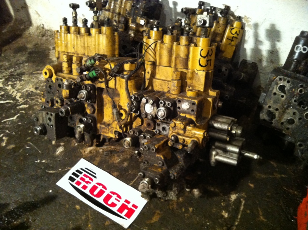CATERPILLAR 1074010 123-1932-02 - 9 SEKCYJNY - Гидравлический клапан для Гусеничных экскаваторов: фото 2 CATERPILLAR 1074010 123-1932-02 - 9 SEKCYJNY - Гидравлический клапан для Гусеничных экскаваторов: фото 2